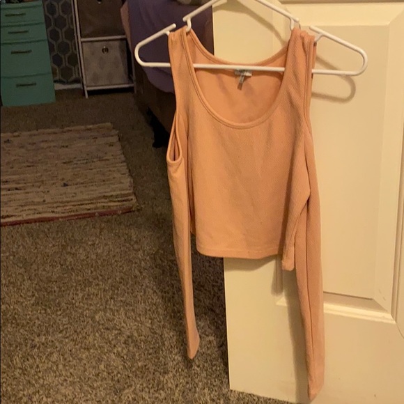 Tobi going out crop top - Picture 3 of 3